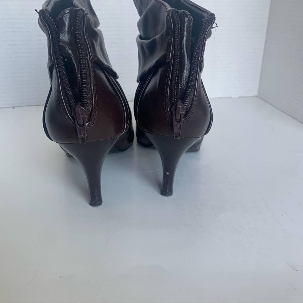 George boots faux leather mini short ankle boot dark brown womanโs size 9 - Picture 4 of 8